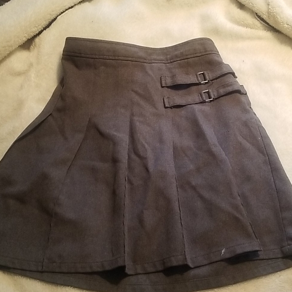 Girl’s French Toast Uniform Skirts Bundle - Picture 3 of 10